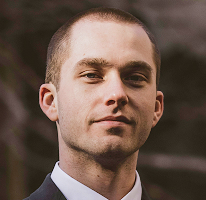 Porträt von Thomas Whitfield, Experte für den Kryptomarkt und Handelsanalyst